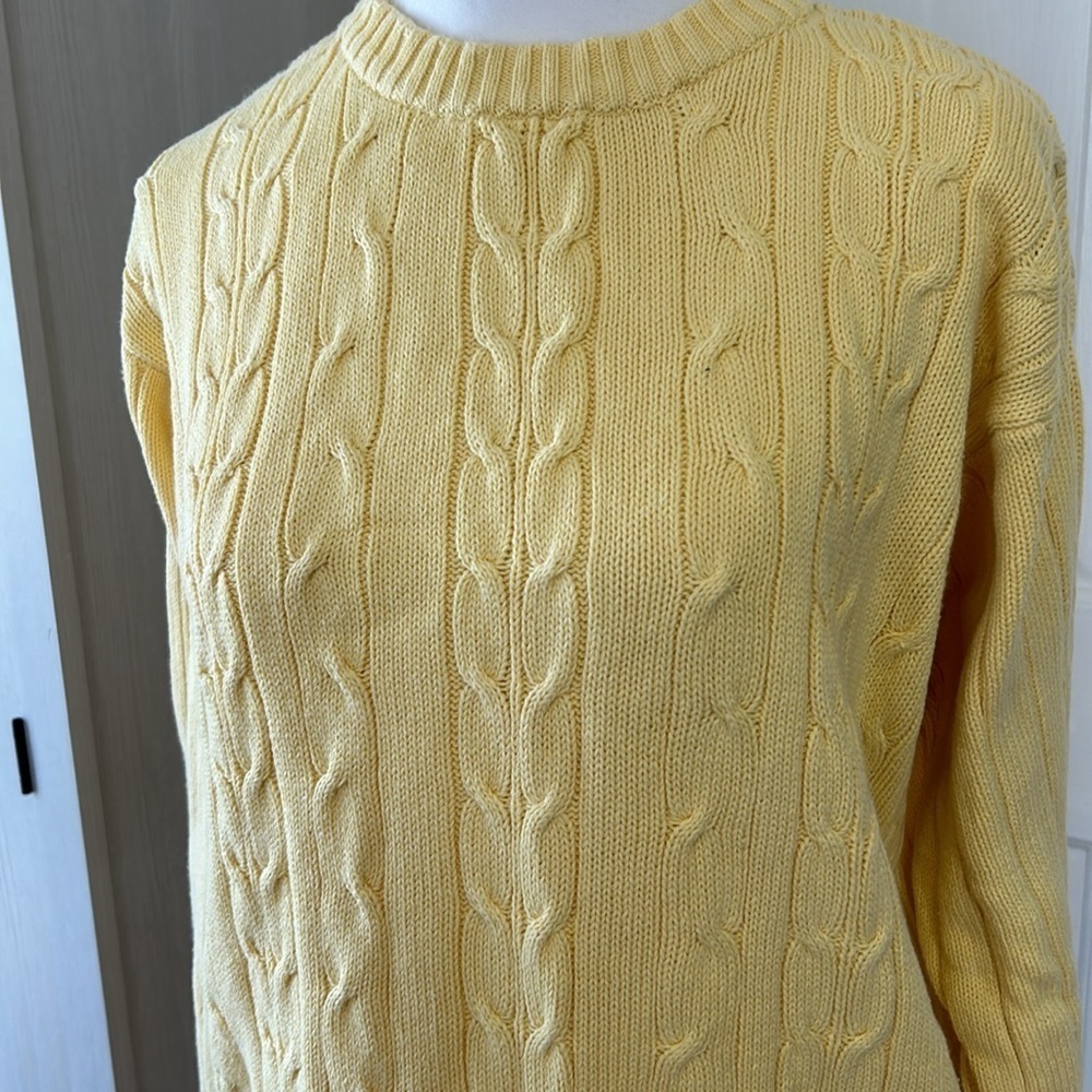 Bill Blass Light Yellow Crew Neck Cable Sweater Sz M